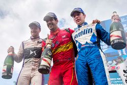 Podium: race winner Lucas di Grassi, ABT Schaeffler Audi Sport, second place Sam Bird, DS Virgin Racing Formula E Team, third place Robin Frijns, Amlin Andretti