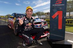 Winner Jamie Whincup, Triple Eight Race Engineering Holden 