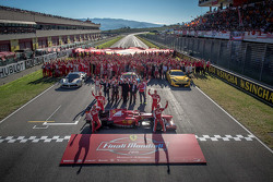 Ferrari Finali Mondiali family portrait with Scuderia F1 drivers Sebastian Vettel and Kimi Raikkonen