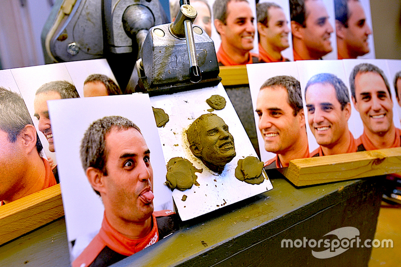 Le vainqueur des 500 miles d'Indianapolis 2015, Juan Pablo Montoya