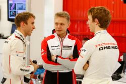 Timo Bernhard, Kevin Magnussen, Oliver Turvey, Porsche Team