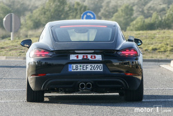 Porsche Cayman 2016