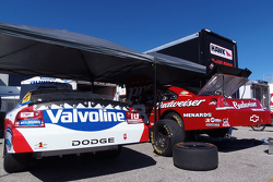 NASCAR Dodge und Chevrolet