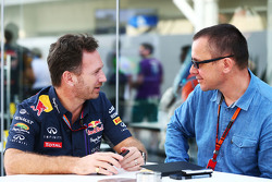 Christian Horner, Red Bull Racing Teamchef mit Jonathan Noble, Motorsport.com Redakteur