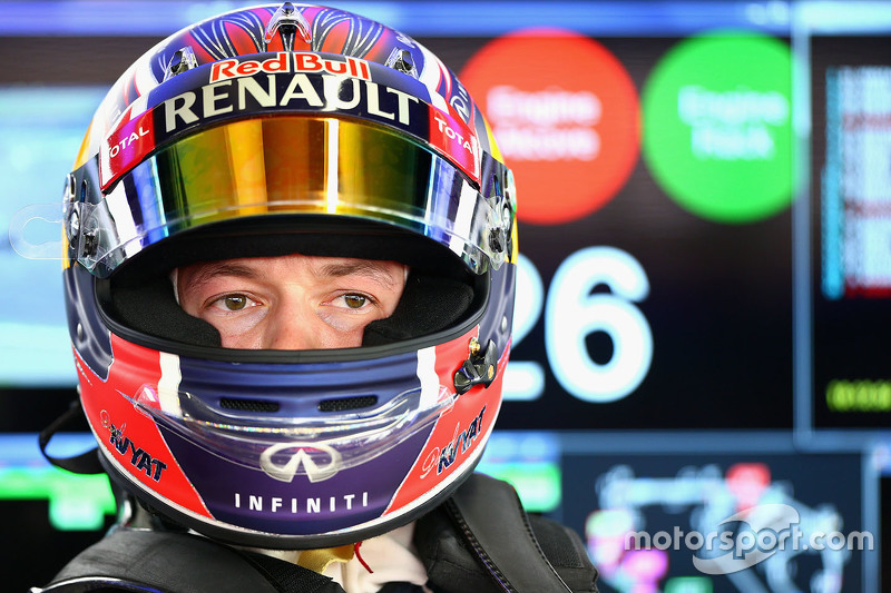 2015 год. В боксах Red Bull на пятничных тренировках
