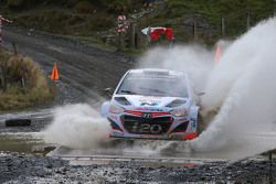 Thierry Neuville e Nicolas Gilsoul, Hyundai i20 WRC, Hyundai Motorsport