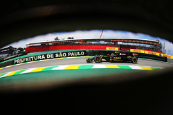 Pastor Maldonado, Lotus F1 E23