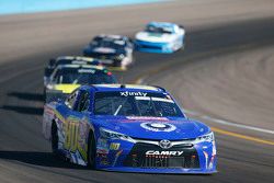 Ross Kenseth, Hattori Racing Enterprises Toyota y Mike Bliss, TriStar Motorsports Toyota