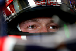 Даниил Квят, Red Bull Racing RB11