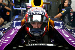 Даниил Квят, Red Bull Racing RB11