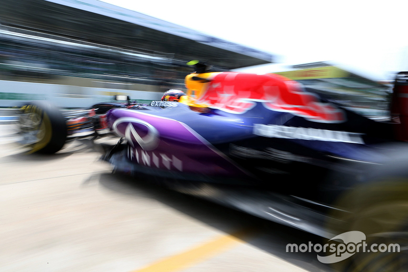 2015 год. За рулем болида Red Bull RB11 на субботней тренировке