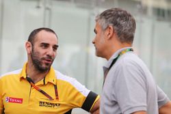 Cyril Abiteboul, Director de general de Renault Sport F1 con Dieter Gass, jefe de Audi Sport de DTM