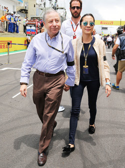 Jean Todt, FIA President with his wife Michelle Yeoh, on the grid