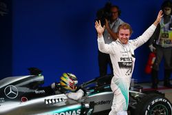 Il vincitore Nico Rosberg, Mercedes AMG F1 Team