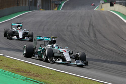 Нико Росберг, Mercedes AMG F1 Team и Льюис Хэмилтон, Mercedes AMG F1 Team