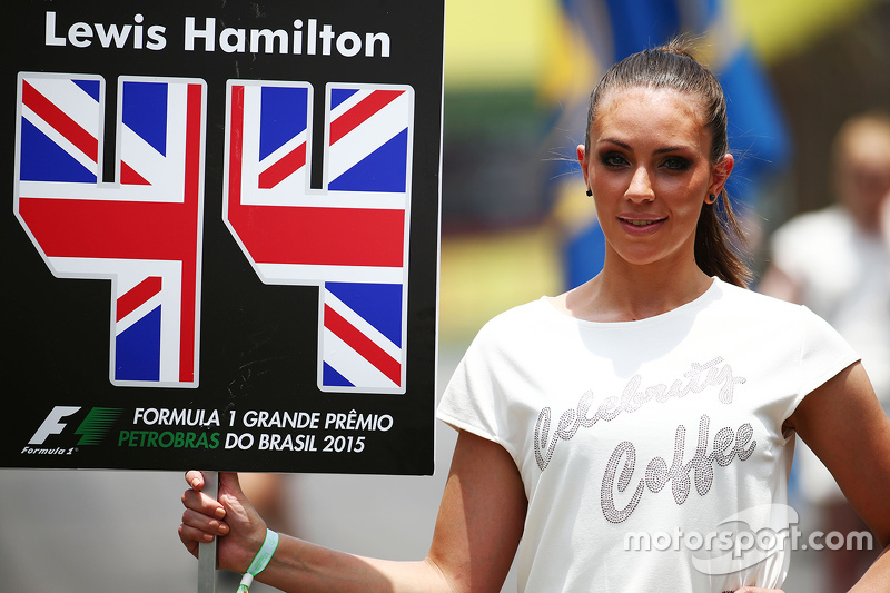 Grid girl para Lewis Hamilton, Mercedes AMG F1