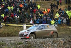 Thierry Neuville, dan Nicolas Gilsoul, Hyundai i20 WRC, Hyundai Motorsport