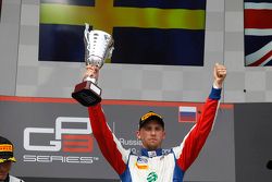 Le vainqueur de la Course 2, Jimmy Eriksson, Koiranen GP