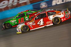 Kevin Harvick, Stewart-Haas Racing Chevrolet; Danica Patrick, Stewart-Haas Racing Chevrolet