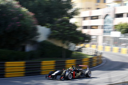 Alexander Albon, Signature Dallara Volkswagen