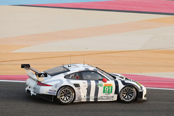 #91 Porsche Team Manthey Porsche 911 RSR: Richard Lietz, Michael Christensen