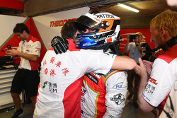 Polesitter Felix Rosenqvist, Prema Powerteam Dallara Mercedes-Benz celebrates with his team