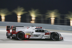#8 Audi Sport Team Joest Audi R18 e-tron quattro: Lucas di Grassi, Loic Duval, Oliver Jarvis