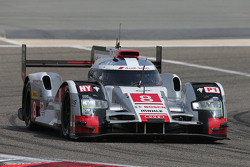 #8 Audi Sport Team Joest Audi R18 e-tron quattro: Lucas di Grassi, Loic Duval, Oliver Jarvis