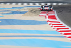 #8 Audi Sport Team Joest Audi R18 e-tron quattro: Lucas di Grassi, Loic Duval, Oliver Jarvis