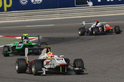Alex Palou, Campos Racing leads Alex Fontana, Status Grand Prix