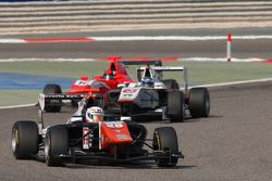 Michele Beretta, Trident leads Zaid Ashkanani, Campos Racing et Aleksander Bosak, Arden International