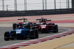 Ralph Boschung, Jenzer Motorsport memimpin Kevin Ceccon, Arden International