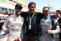 Pepe Oriola, SEAT Leon, Team Craft-Bamboo LUKOIL and Stefano Comini, SEAT Leon, Target Competition