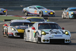 #91 Porsche Team Manthey Porsche 911 RSR: Richard Lietz, Michael Christensen