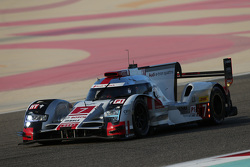 #7 Audi Sport Team Joest Audi R18 e-tron quattro: Марсель Фесслер, Андре Лоттерер, Бенуа Трелюйе