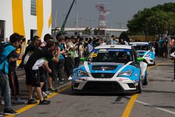 Pemenang balapan, Stefano Comini, SEAT Leon, Target Competition