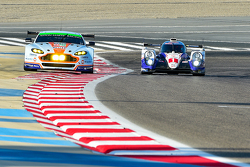 #95 Aston Martin Racing Aston Martin Vantage GTE and #1 Toyota Racing Toyota TS040 Hybrid: Alex Lynn