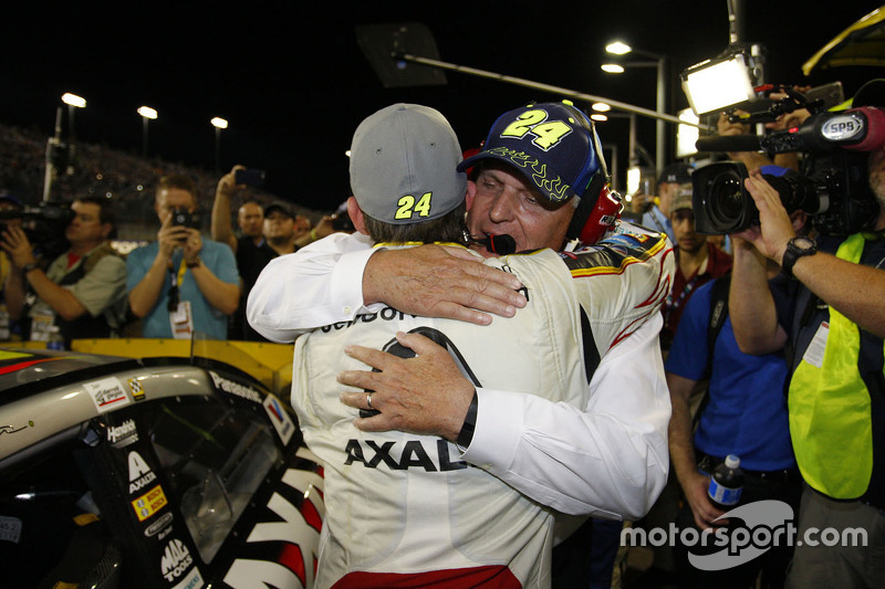 Jeff Gordon, Hendrick Motorsports Chevrolet with team owner Rick Hendrick