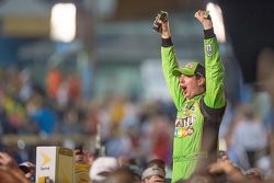 Race winnaar en 2015 NASCAR Sprint Cup kampioen Kyle Busch, Joe Gibbs Racing Toyota