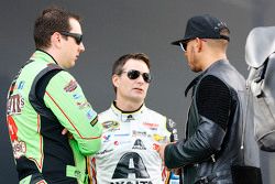 Kyle Busch, Joe Gibbs Racing Toyota, Jeff Gordon, Hendrick Motorsports Chevrolet et Lewis Hamilton, Mercedes AMG F1 Team