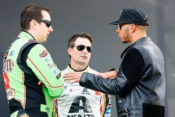 Kyle Busch, Joe Gibbs Racing Toyota; Jeff Gordon, Hendrick Motorsports Chevrolet; Lewis Hamilton, Me