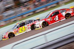 Jeff Gordon, Hendrick Motorsports Chevrolet et Kevin Harvick, Stewart-Haas Racing Chevrolet