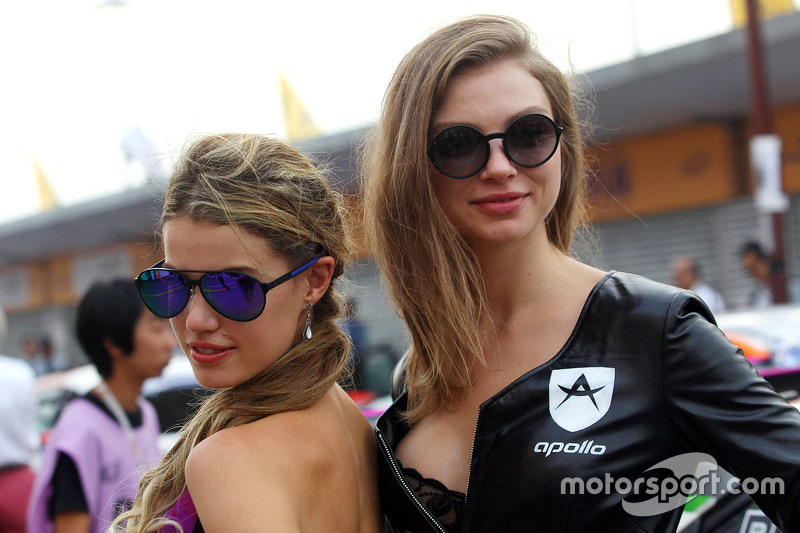 Chicas de la parrilla