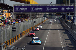 Stefano Comini, SEAT Leon, Target Competition and Jordi Oriola, SEAT Leon, Target Competition