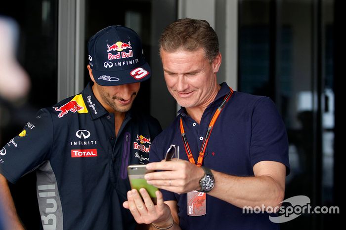 Daniel Ricciardo, Red Bull Racing con David Coulthard, Red Bull Racing y Scuderia Toro Advisor / BBC