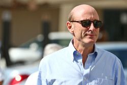Donald Mackenzie, CVC Capital Partners Yönetici Ortağı, Küresel Yatırım eş başkanı