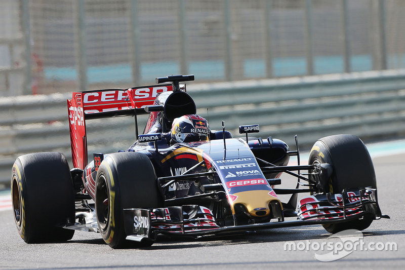 2015 - Grand Prix von Abu Dahabi: Max Verstappen, Scuderia Toro Rosso STR10