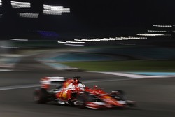 Себастьян Феттель, Ferrari SF15-T