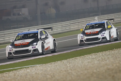 Yvan Muller, Citroën C-Elysée WTCC, Citroën World Touring Car team, Ma Qing Hua, Citroën C-Elysée WT