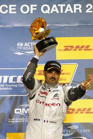 Podio: il vincitore Yvan Muller, Citroën C-Elysée WTCC, Citroën World Touring Car team